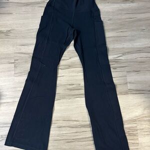 Aritzia flared leggings